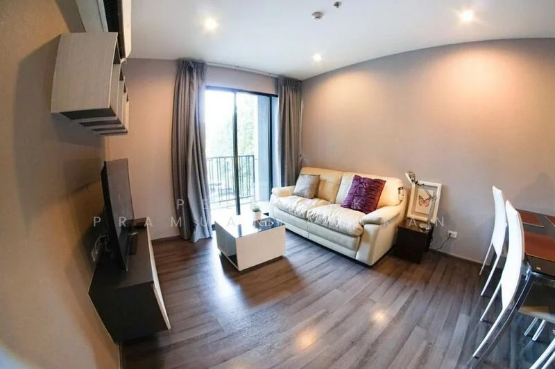 2 Bedroom condo in The Base Park West Sukhumvit 77