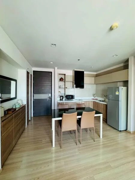 2 Bedroom condo in Rhythm Sathorn
