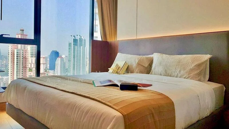 2 Bedroom condo in The Lumpini 24