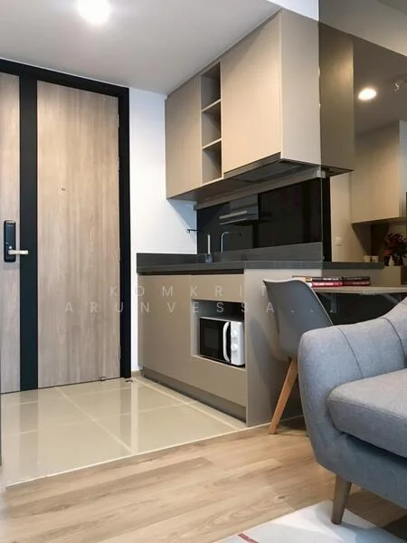 1 Bedroom condo in Oka Haus Sukhumvit 36