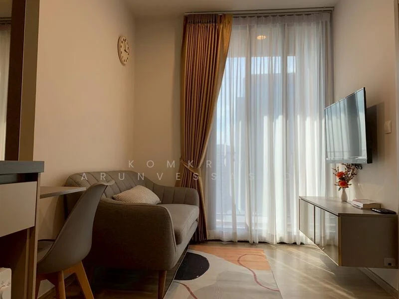 1 Bedroom condo in Oka Haus Sukhumvit 36