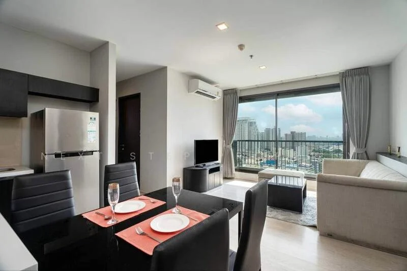 2 Bedroom condo in Rhythm Sukhumvit 44/1