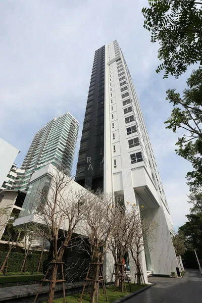 1 Bedroom condo in HQ Thonglor by Sansiri