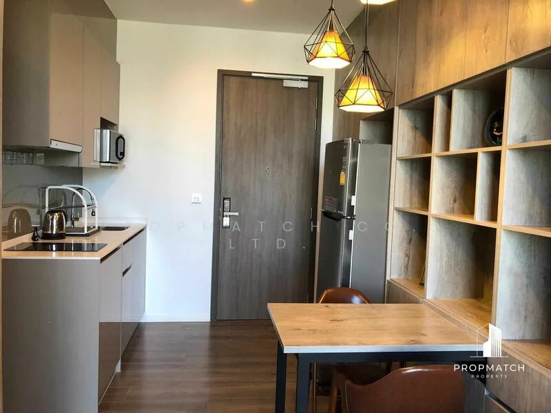 1 Bedroom condo in Whizdom Essence