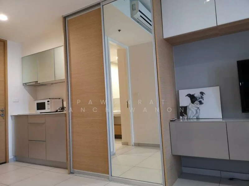 1 Bedroom condo in The Lofts Ekkamai