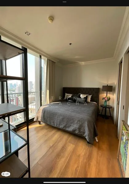 2 Bedroom condo in Park Origin Phrom Phong (Park 24)