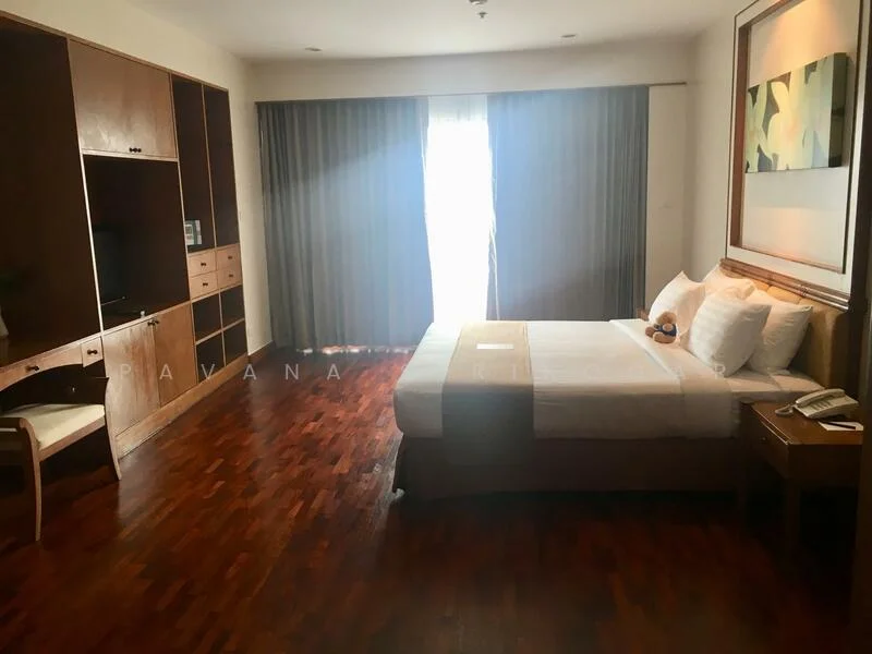 3 Bedroom condo in Somerset Park Suanplu