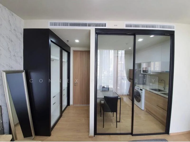 1 Bedroom condo in Noble Around Sukhumvit 33