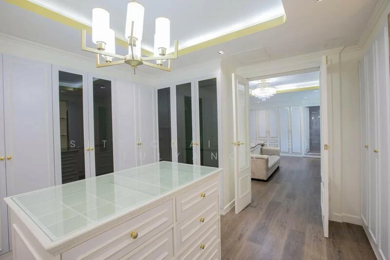 2 Bedroom condo in Petch 9 Tower
