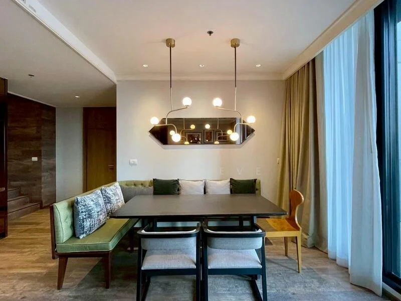 3 Bedroom condo in Noble Ploenchit