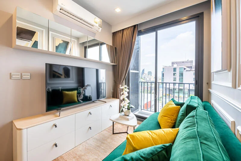 2 Bedroom condo in M Thonglor 10