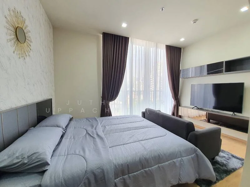 1 Bedroom condo in Noble Around Sukhumvit 33