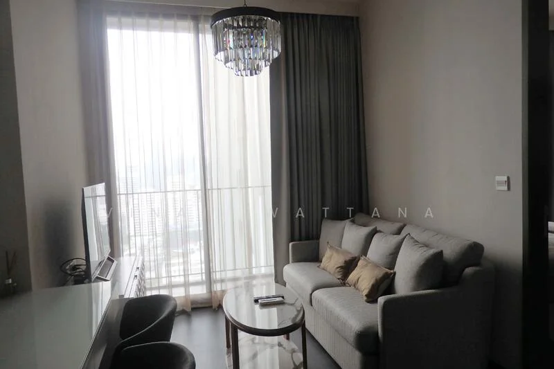 1 Bedroom condo in The Edge Sukhumvit 23