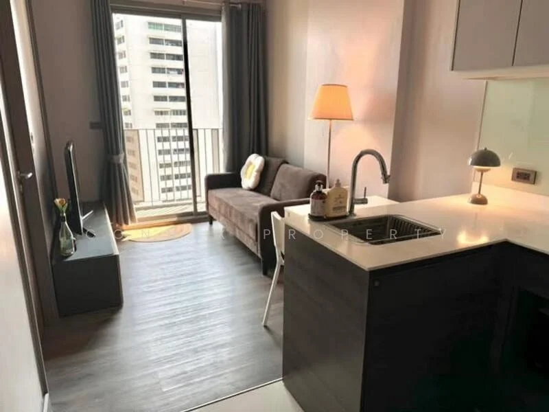 1 Bedroom condo in CEIL by Sansiri