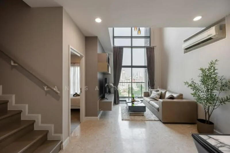 2 Bedroom condo in The Crest Sukhumvit 34