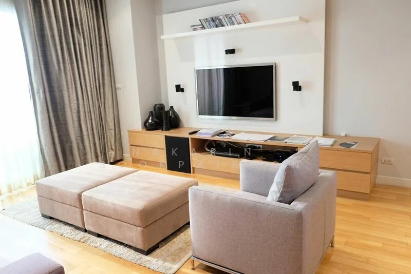 3 Bedroom condo in Millennium Residence