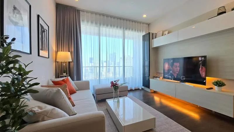 2 Bedroom condo in Q Asoke