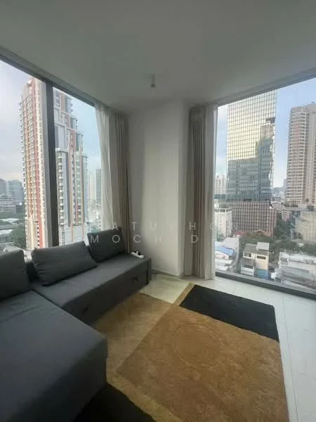 1 Bedroom condo in Tait Sathorn 12