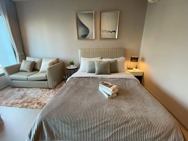 1 Bedroom condo in Life Asoke-Rama 9