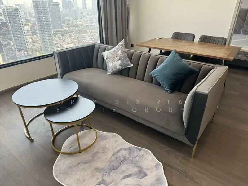 2 Bedroom condo in Park Origin Chula-Samyan