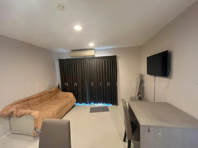 2 Bedroom condo in Whizdom Punnawithi Station