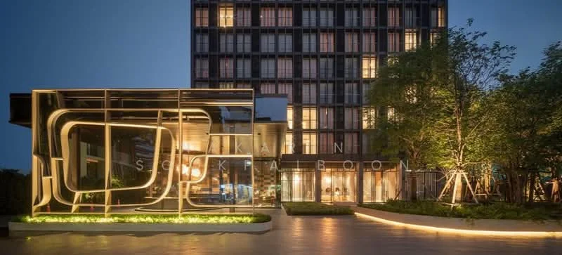 1 Bedroom condo in Noble BE33
