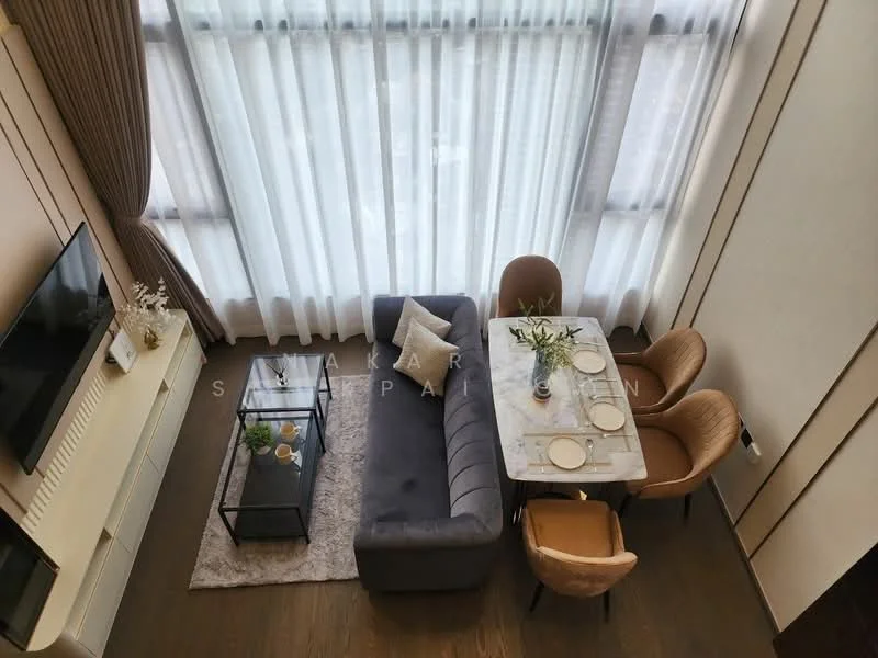 2 Bedroom condo in Park Origin Chula-Samyan