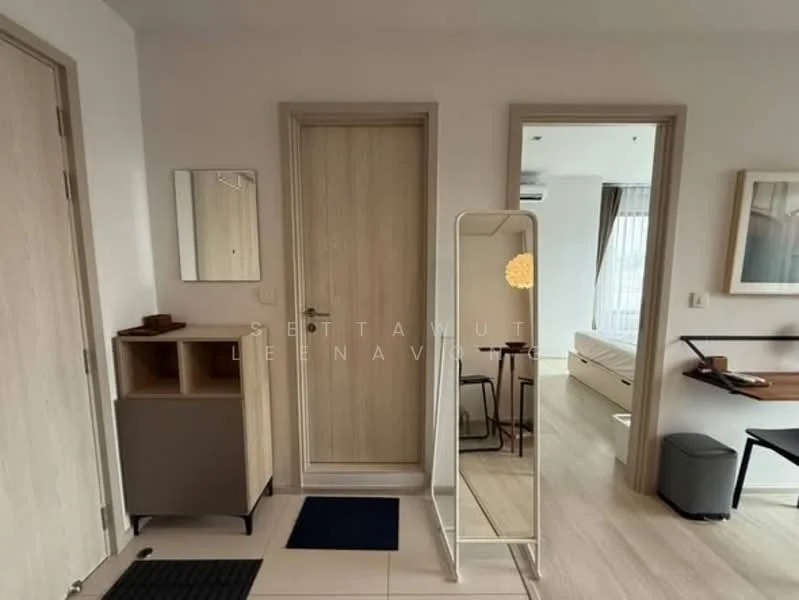 1 Bedroom condo in Life One Wireless