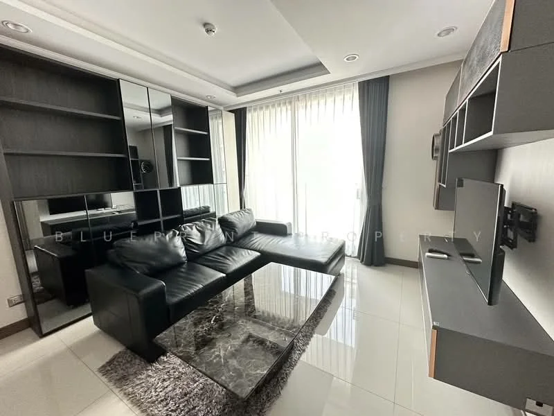 2 Bedroom condo in Supalai Oriental Sukhumvit 39