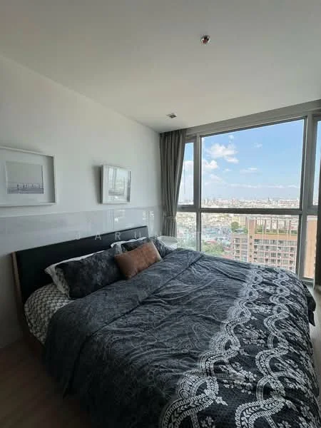 1 Bedroom condo in Sky Walk Residences