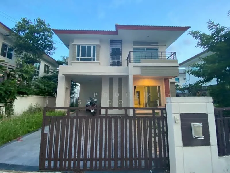 3 Bedroom condo in Saransiri Ramintra 2