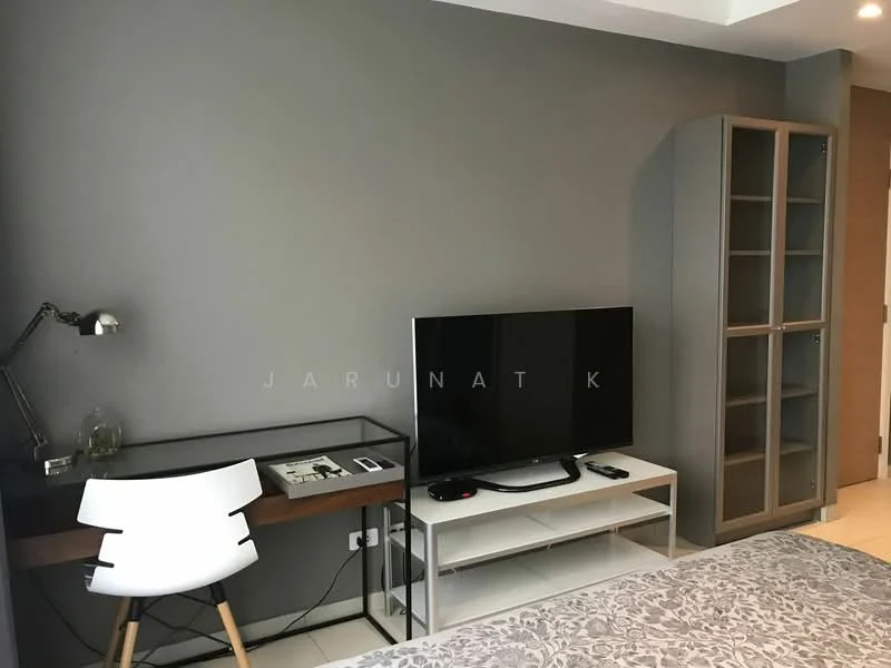 1 Bedroom condo in The Lofts Ekkamai