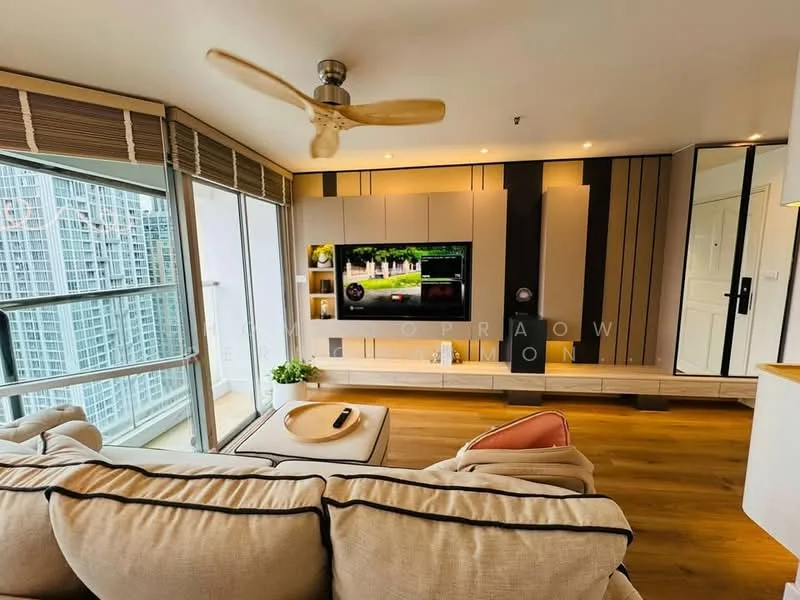 1 Bedroom condo in Sukhumvit Suite