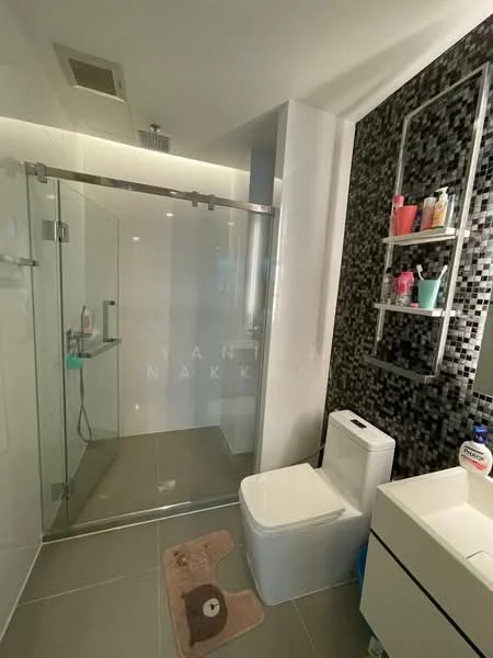 1 Bedroom condo in The Room Sukhumvit 69