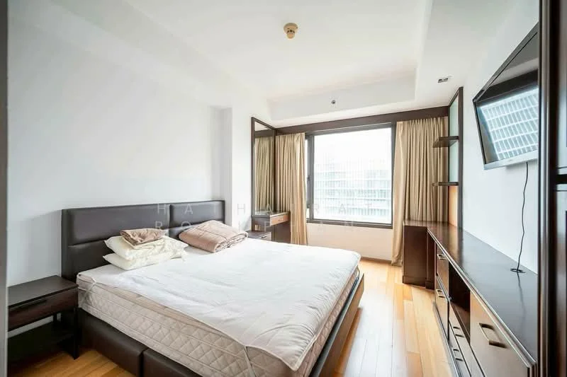 3 Bedroom condo in Prive by Sansiri
