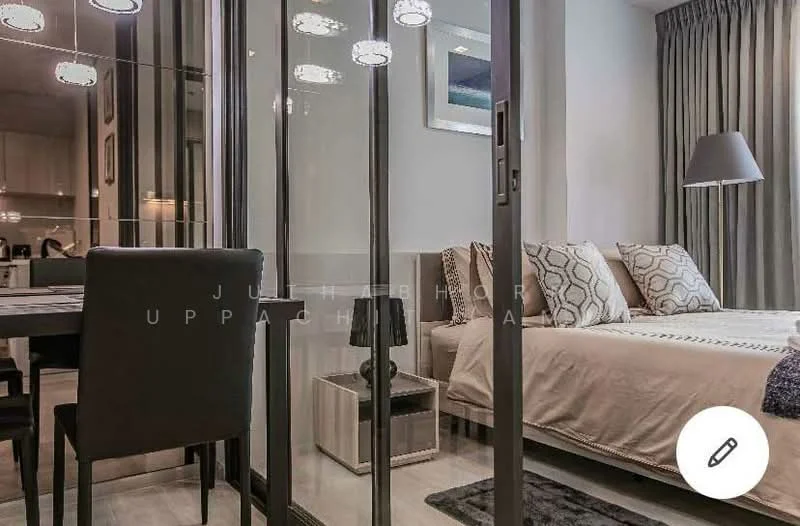 1 Bedroom condo in Life One Wireless