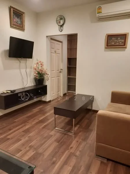 2 Bedroom condo in Chewathai Ratchaprarop