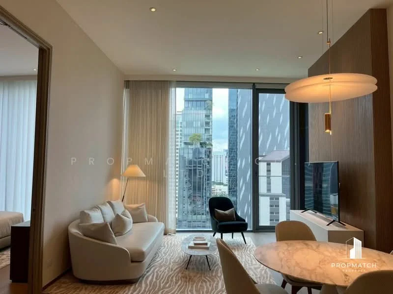 1 Bedroom condo in Scope Langsuan