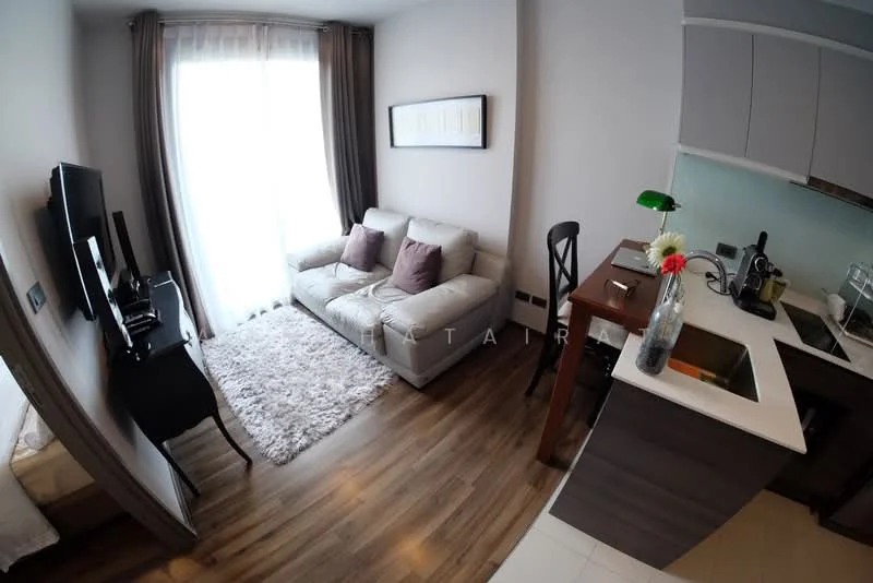 1 Bedroom condo in CEIL by Sansiri