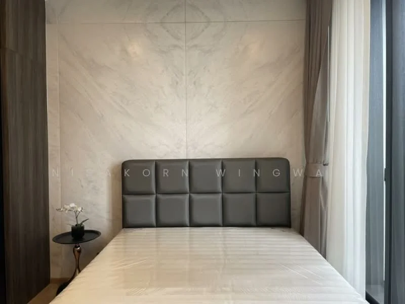 1 Bedroom condo in Noble Around Ari