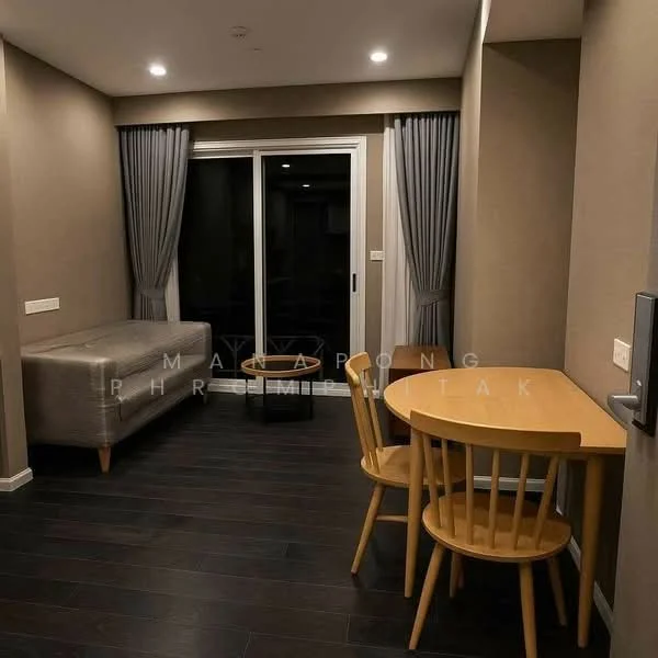 2 Bedroom condo in The Saint Residences Ladprao