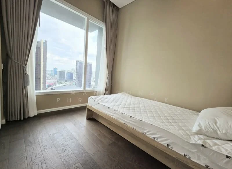 2 Bedroom condo in The Saint Residences Ladprao