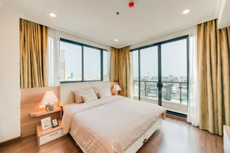 2 Bedroom condo in Supalai Elite Sathorn-Suanplu