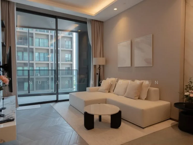 2 Bedroom condo in The Estelle Phrom Phong