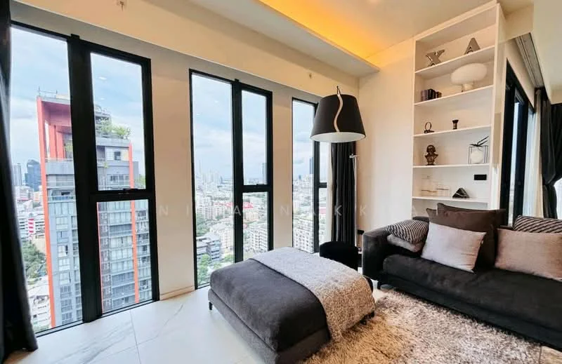 3 Bedroom condo in Siamese Exclusive Sukhumvit 31