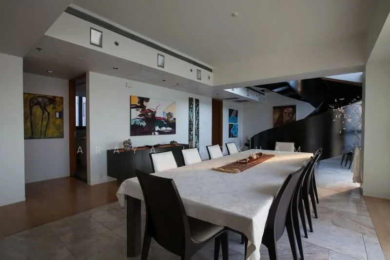 4 Bedroom condo in The Met Sathorn
