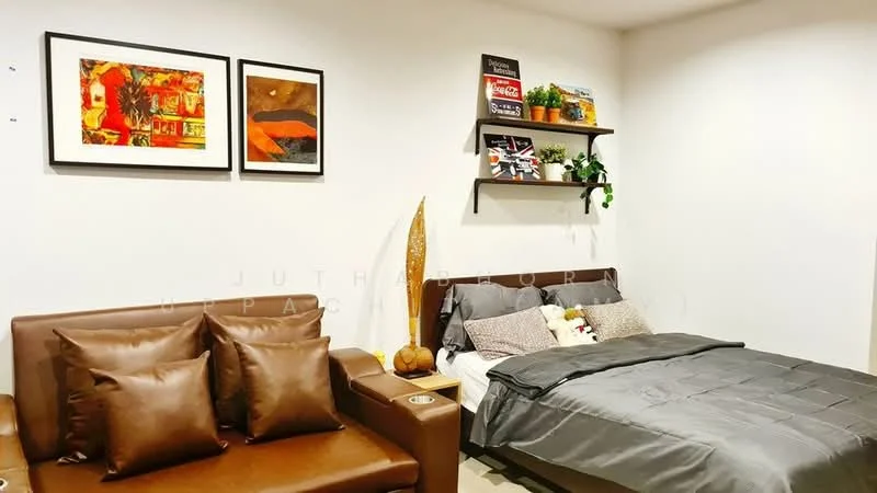 1 Bedroom condo in Life One Wireless