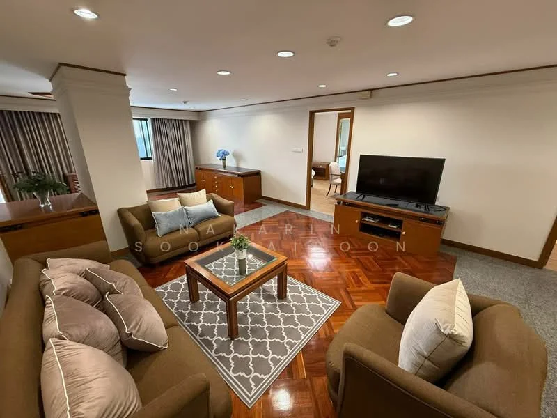 2 Bedroom condo in United Tower Thonglor