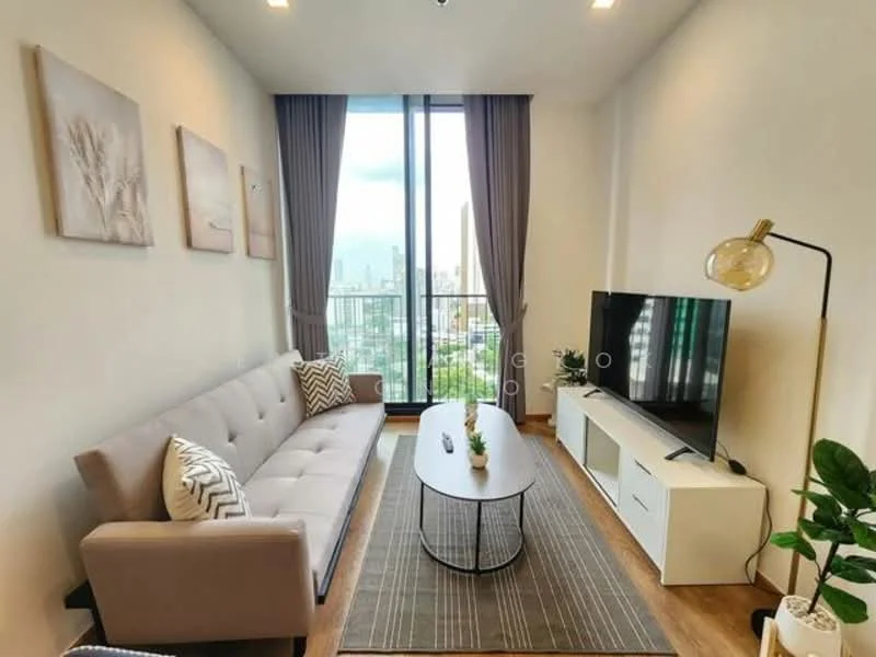 2 Bedroom condo in Noble BE33