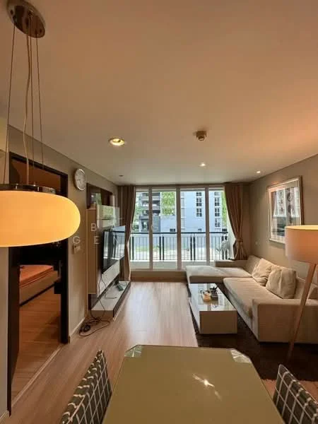 2 Bedroom condo in The Address Pathumwan